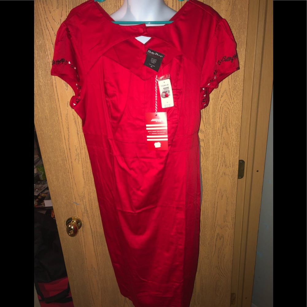 Torrid dress